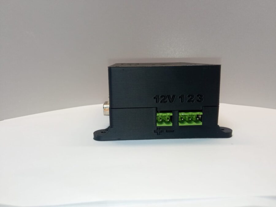 Carcasa a medida para electrónica industrial