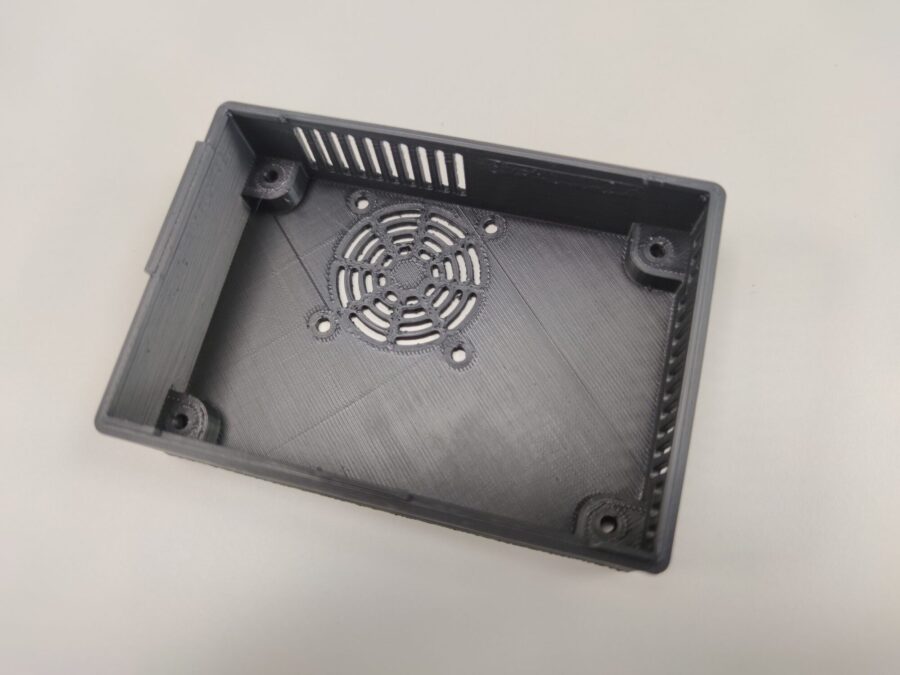 Carcasa a medida para electrónica industrial