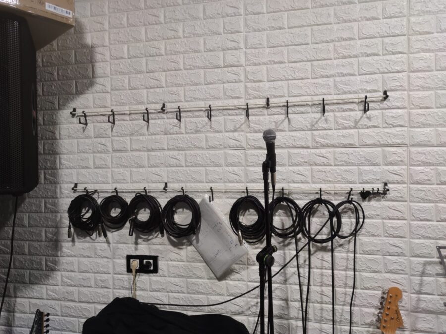 Percha para cables
